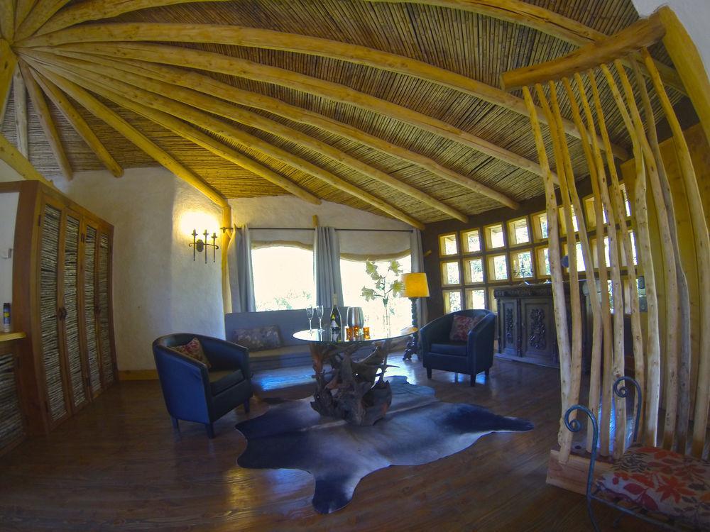 Tree Lodge Nidos De Пукон Экстерьер фото