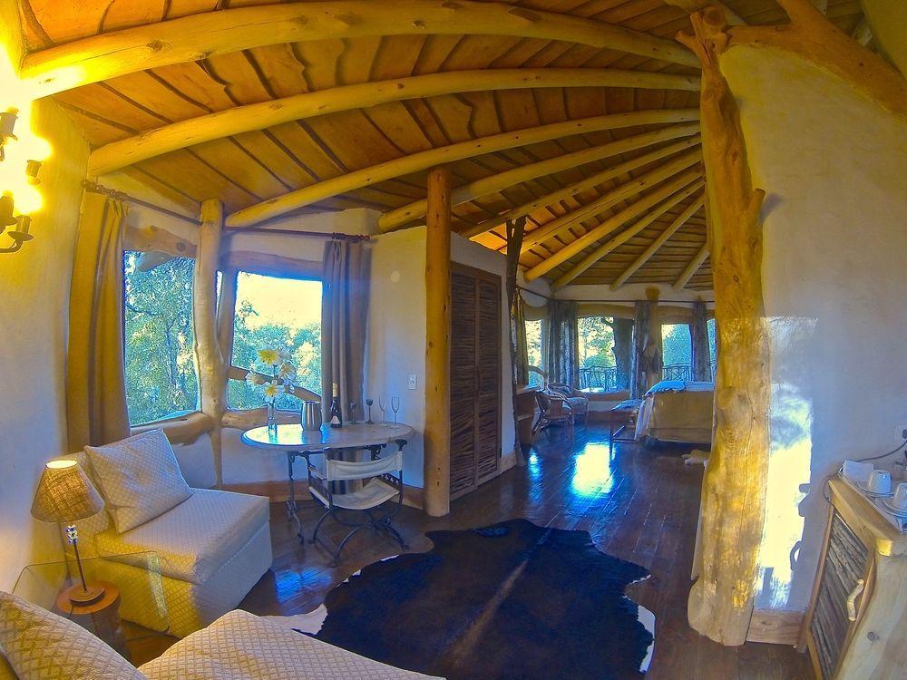 Tree Lodge Nidos De Пукон Экстерьер фото