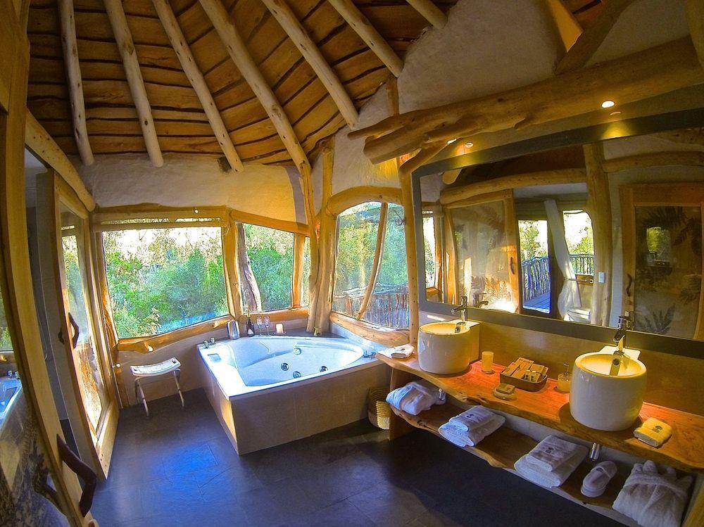 Tree Lodge Nidos De Пукон Экстерьер фото