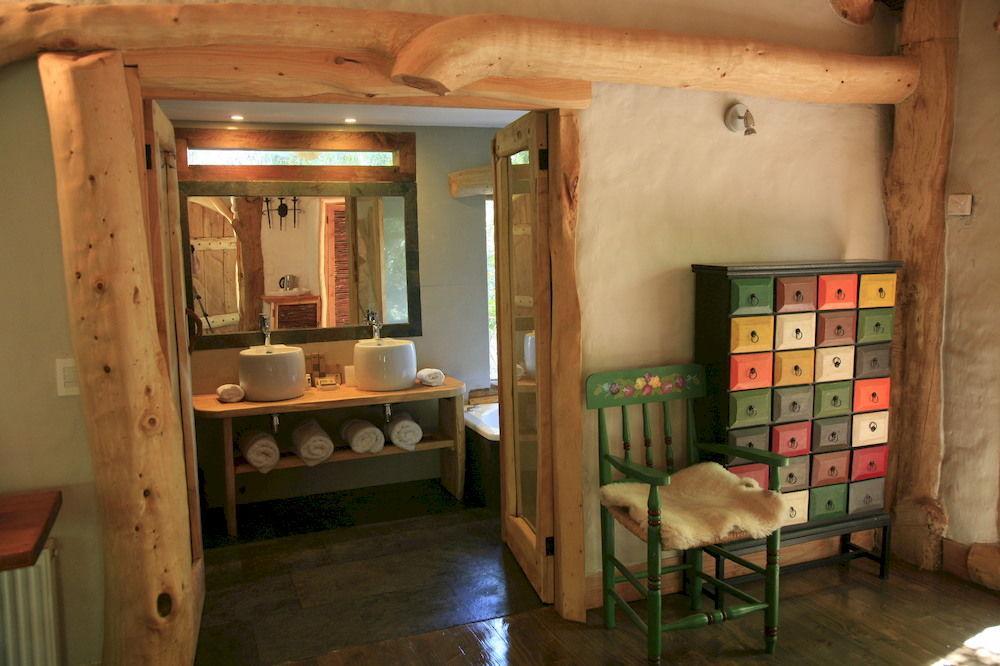 Tree Lodge Nidos De Пукон Экстерьер фото
