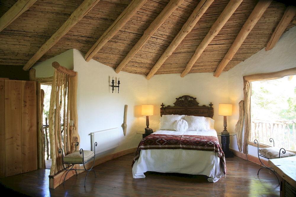 Tree Lodge Nidos De Пукон Экстерьер фото