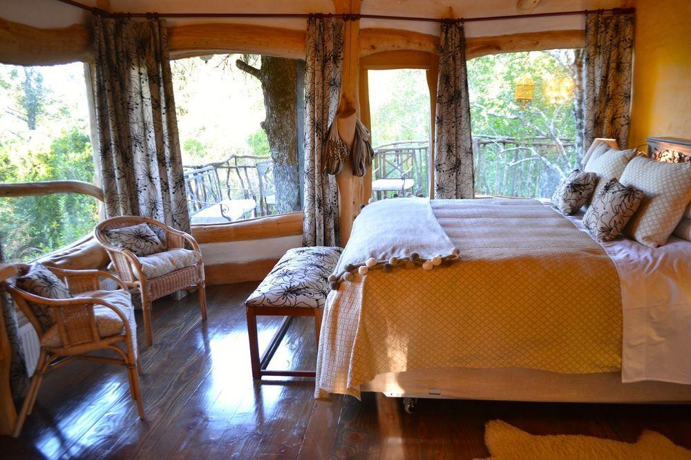 Tree Lodge Nidos De Пукон Экстерьер фото
